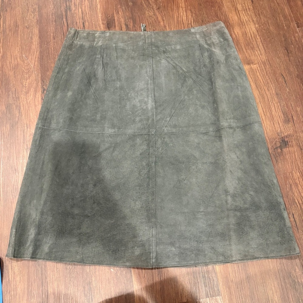 Vintage Y2K Isaac Mizrahi for Target Charcoal Grey Suede Leather Midi Skirt 16